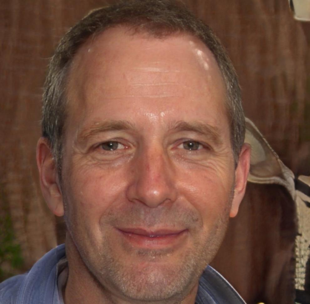 Portrait de Marc Dubois, expert en budgétisation
